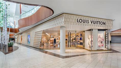 louis vuitton fashion valley ca|louis vuitton natick mall.